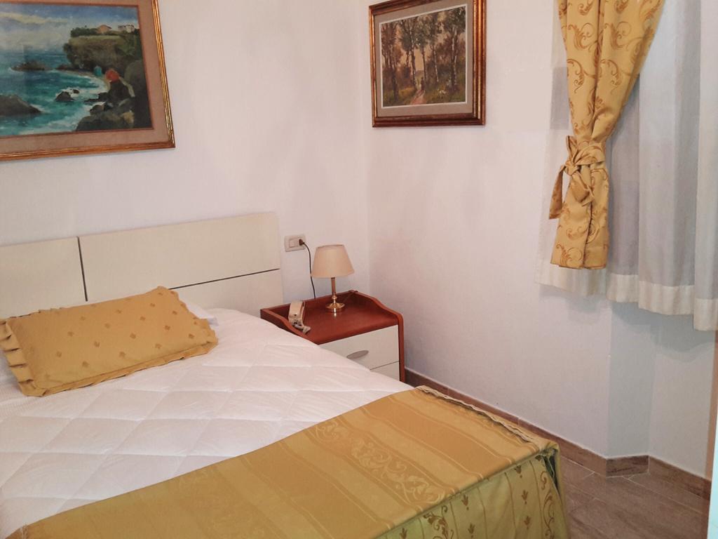 Hotel Tirreno Castiglioncello Pokój zdjęcie